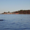 Photo: 'Hus vid sjön'
